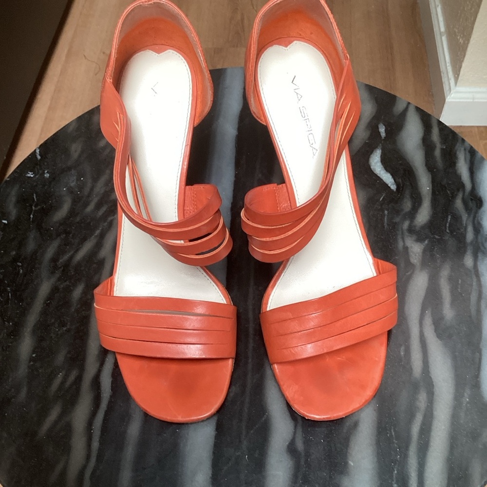 Via Spiga Women's Bold Orange Heels, size 8, 4’ heels